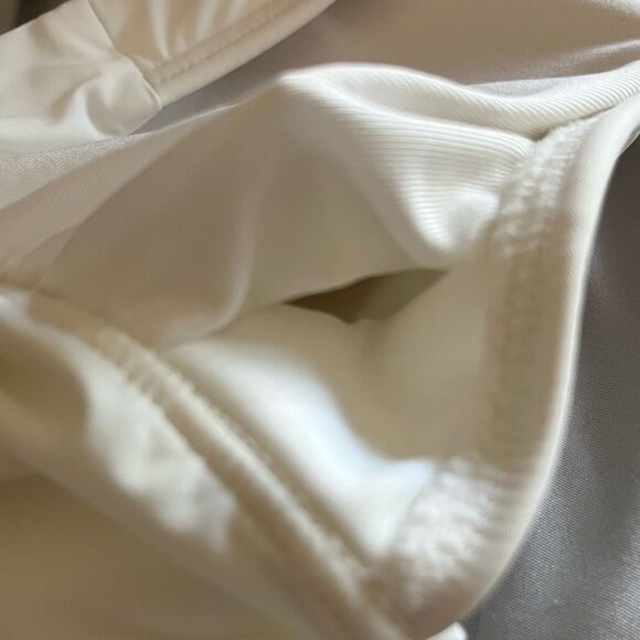 NWT- Contours by Coco Reef Brilliance Halter Bra Sized One Piece Swimsuit - Picture 12 of 15